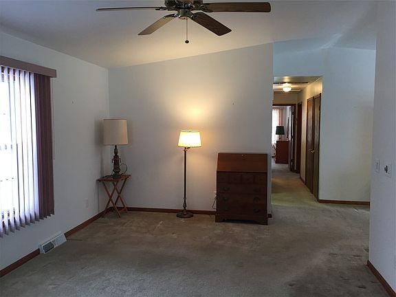 2nd image of 53 Overland Dr