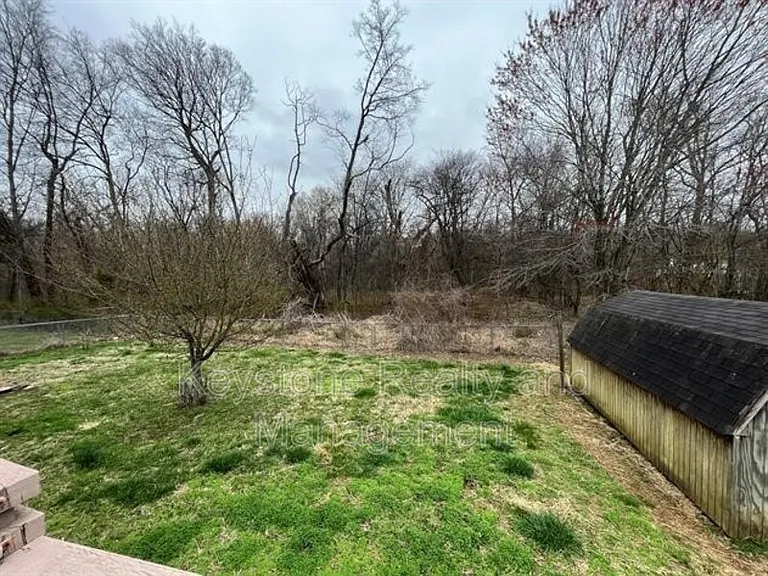 404 Sideline Dr — Photo 14