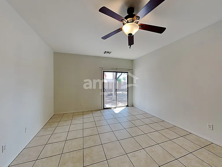 6513 W Miami St — Photo 9