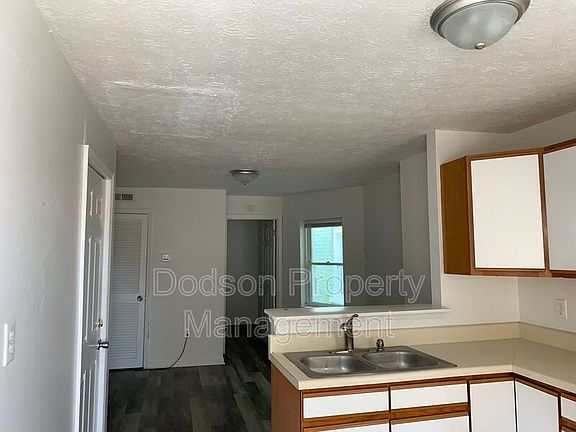 2nd image of 3212 O St APT 4