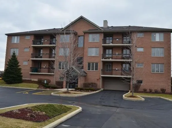 6749 S Pointe Dr Unit 3D, Tinley Park, IL 60477