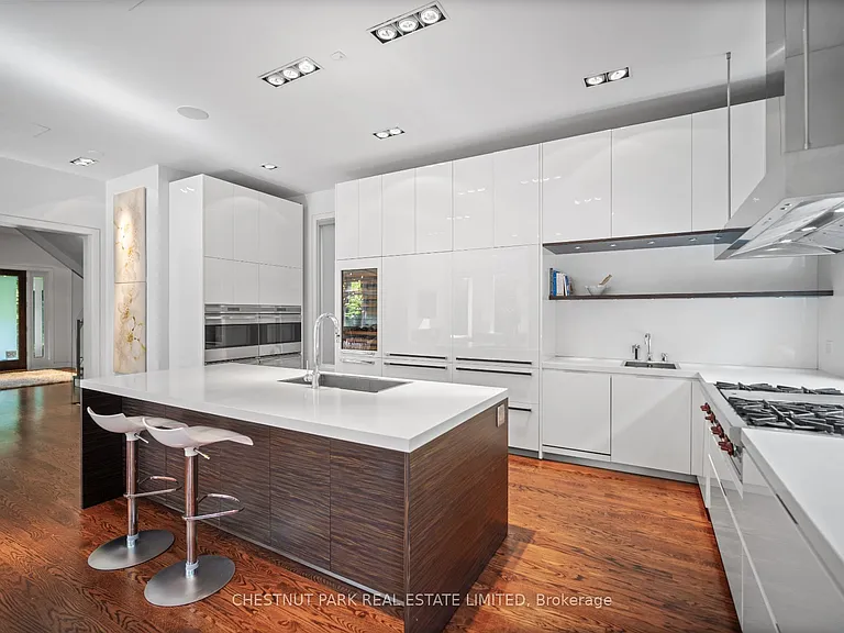 99 Crescent Rd — Photo 12