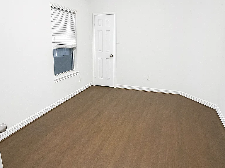 11071 Walts Run Ln — Photo 20