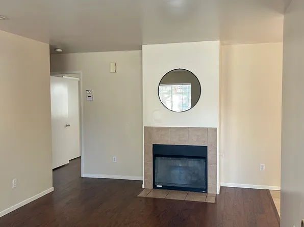 8317 White Squall Ln #3, Bakersfield, CA 93312