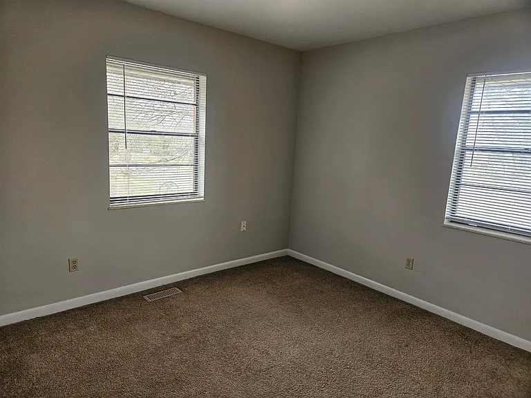 439 S Clay Ave #5 — Photo 9