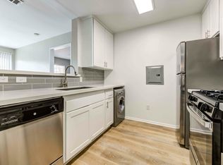 528 Hibiscus Dr, Redlands, CA 92373