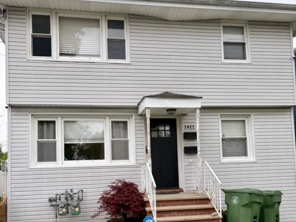 1411 Hussa St, Linden, NJ 07036