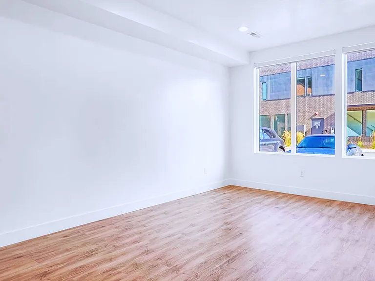 Peak Interior-9