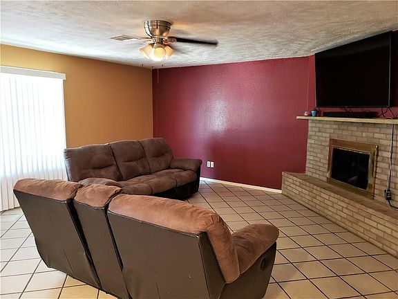 3rd image of 309 N English Dr