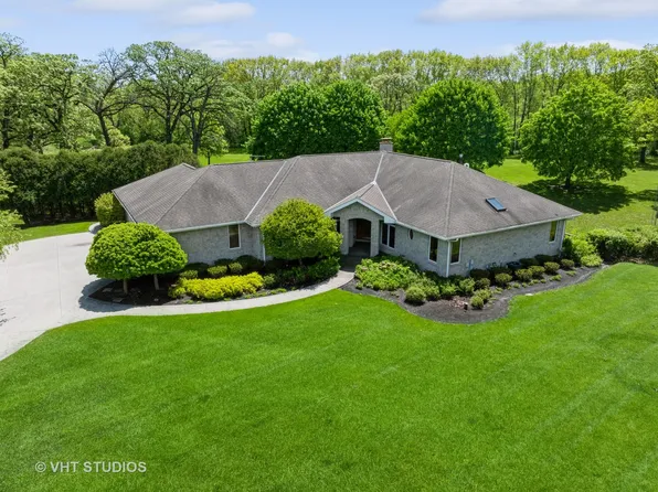 26825 W Molidor Rd, Ingleside, IL 60041