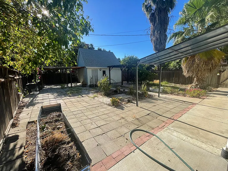2233 Dwight Way — Photo 25