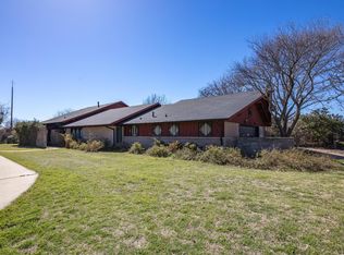 500 S Cowan St, Decatur, TX 76234