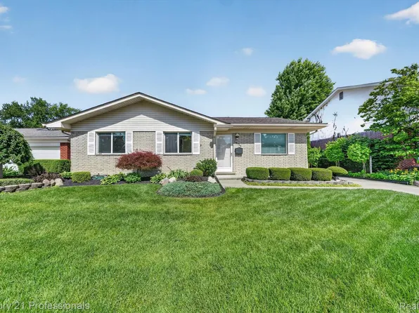 15124 Hix St, Livonia, MI 48154