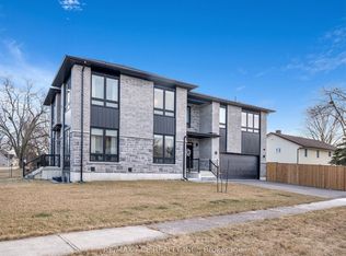 19 Burcher Rd, Ajax, ON L1S2P8