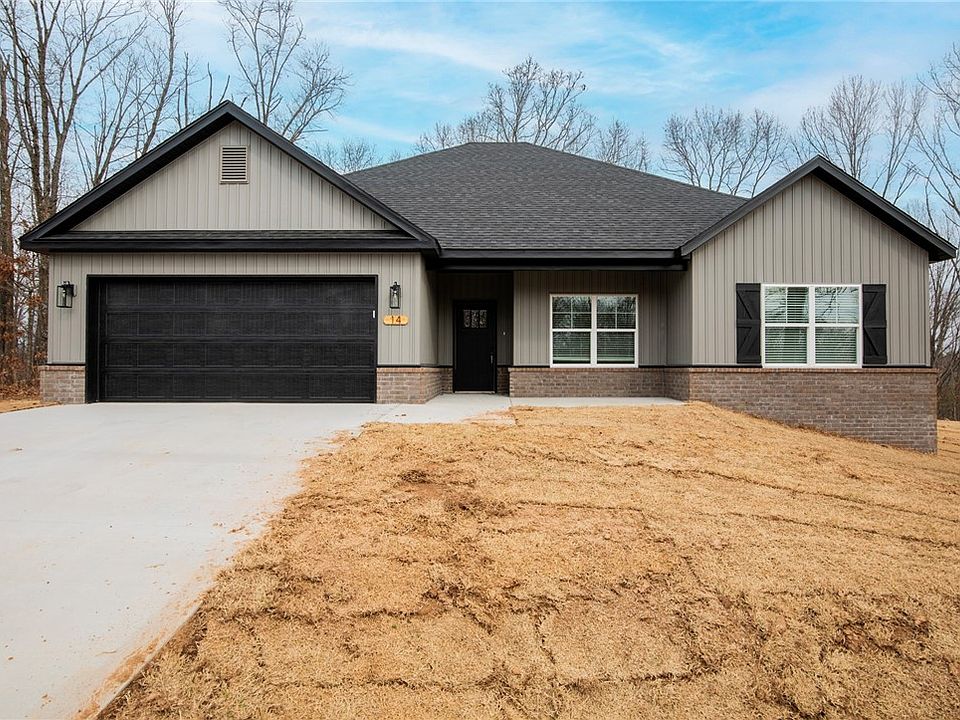 1st image of 14 Kinloch Dr