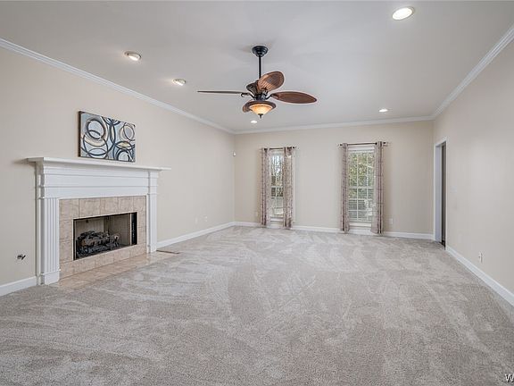 5th image of 6131 Garden Oaks Dr