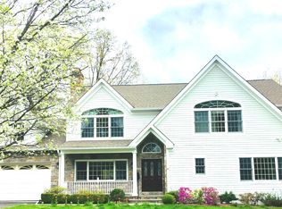 21 Columbus Cir, Eastchester, NY 10709