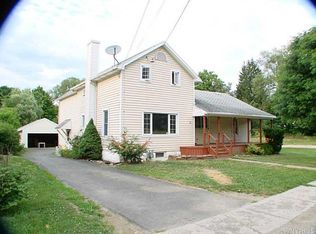 28 Cobb Ave, Delevan, NY 14042
