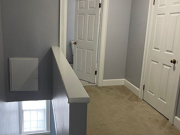 4th image of 612 North St #612