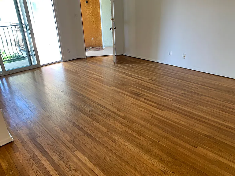 1138 S La Cienega Blvd #9 — Photo 17