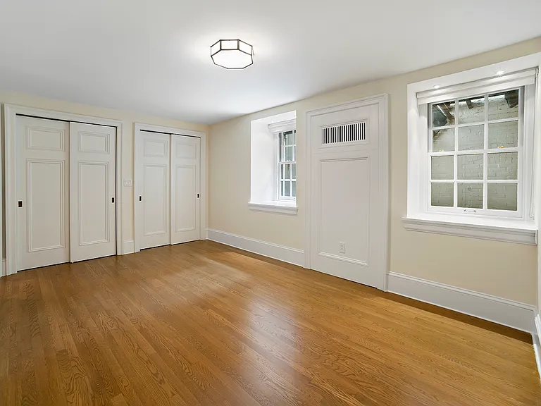 82 W 12th St #1B — Photo 6