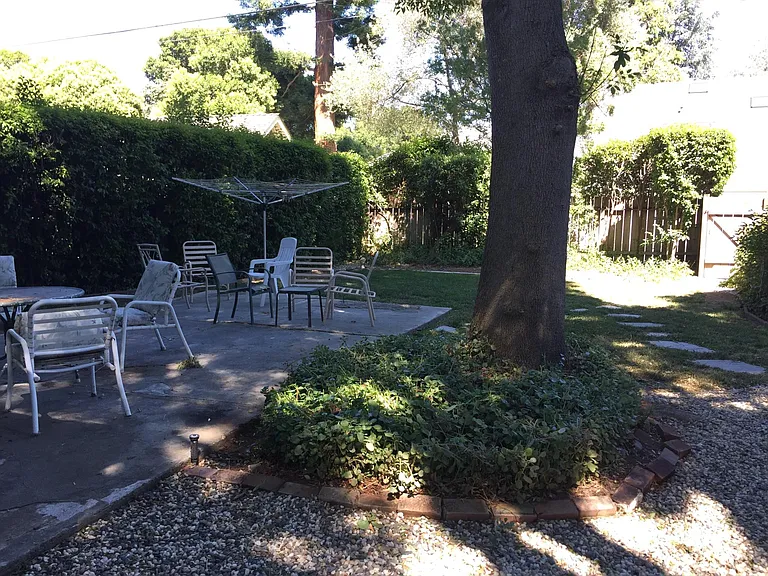 218 Tait Ave #2 — Photo 8