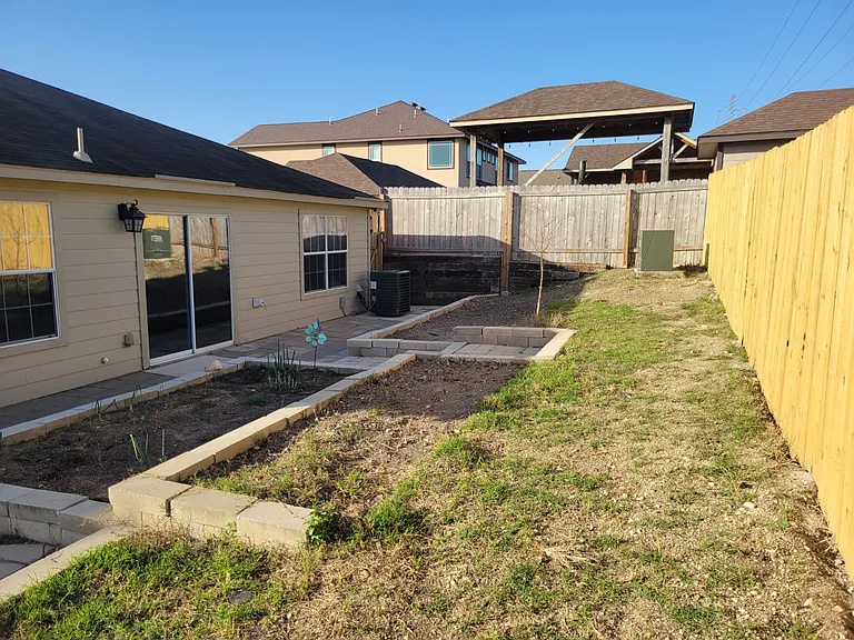 7219 Avery Rd — Photo 45