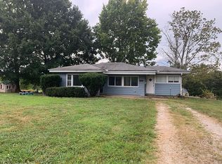 1503 Flat Rock Rd, Louisville, KY 40245
