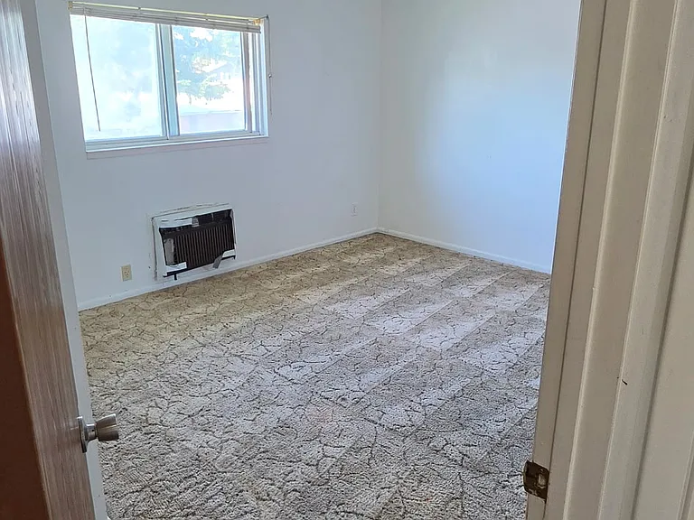 350 Moonlite Dr — Photo 7