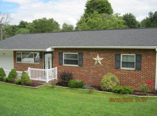 154 Grandview Rd, Daniels, WV 25832