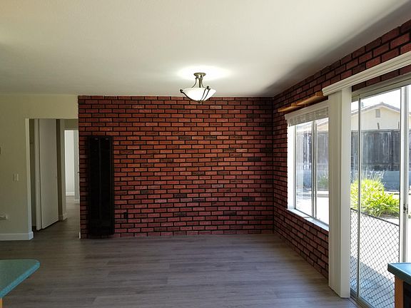 5th image of 7512 New Salem St