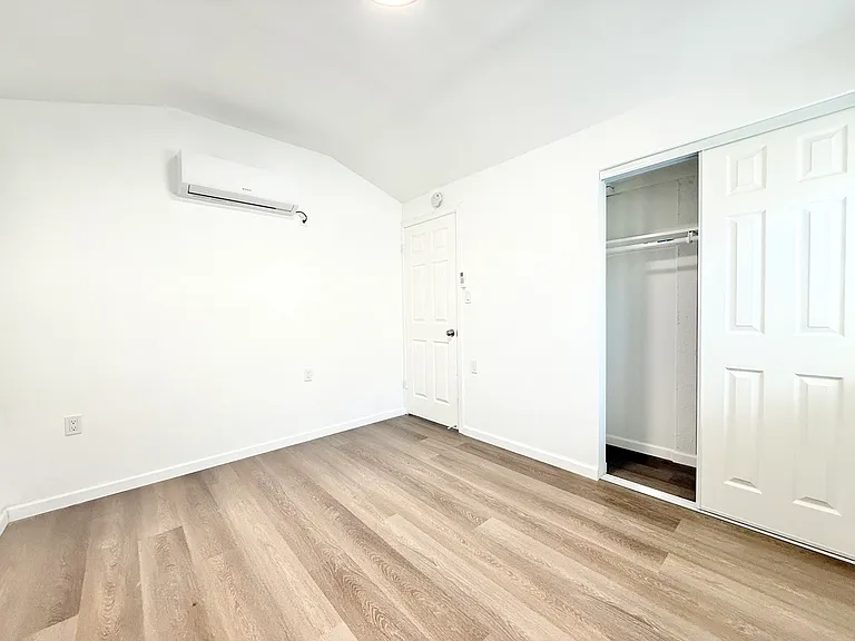 37228 Cedar Blvd #B — Photo 18