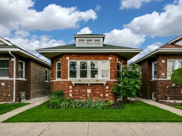 2911 W 57th St, Chicago, IL 60629
