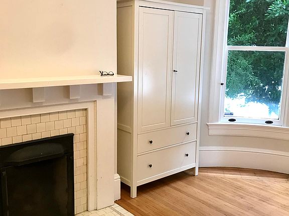 3rd image of 3110 Clay St #1