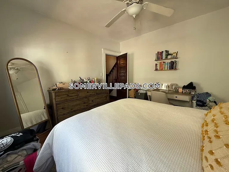 10 Dickson St — Photo 11