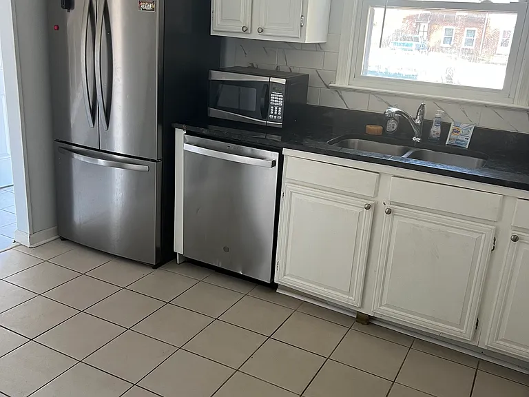 1205 Tar Heel Ct — Photo 3