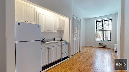 Rented by Bond New York