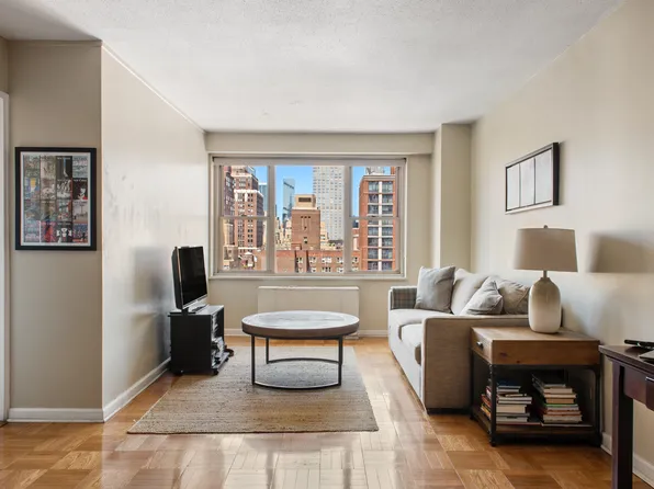 137 East 36th Street image 1 of 12