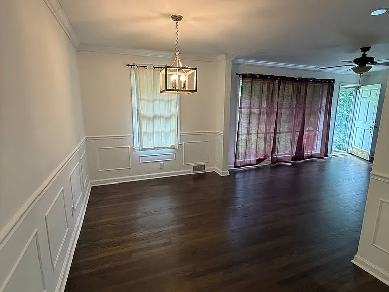 1369 Sagewood Cir — Photo 10