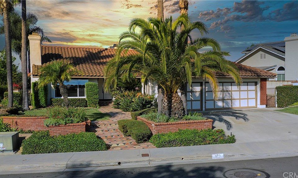 1st image of 879 Calle Vallarta