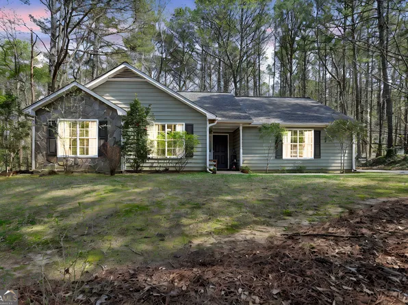65 Posey Woods Dr, Newnan, GA 30265