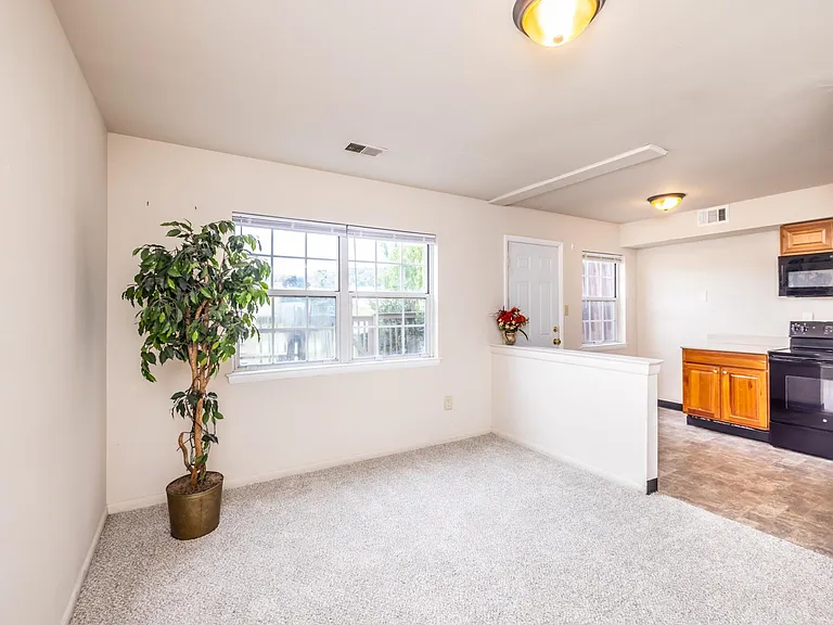 188 Chester Ct #1 — Photo 9