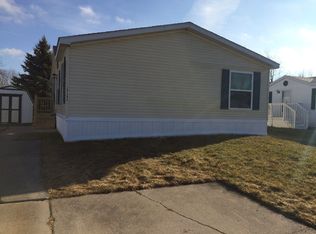 17143 Diane Dr, Davisburg, MI 48350