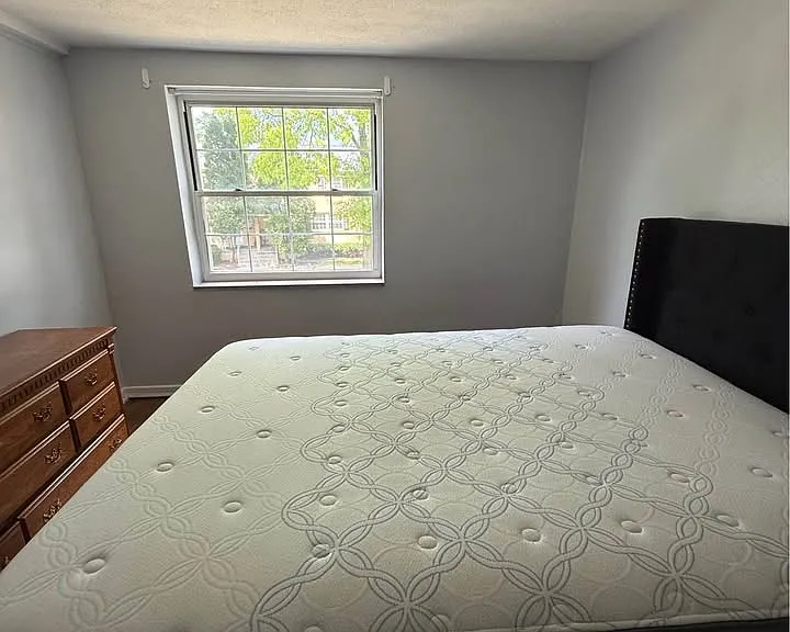 103 Raleigh Ct — Photo 8