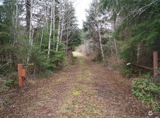 36 Walker Rd, Hoquiam, WA 98550