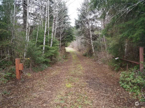 36 Walker Road, Hoquiam, WA 98550