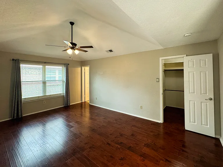 1528 Haven Pl — Photo 8