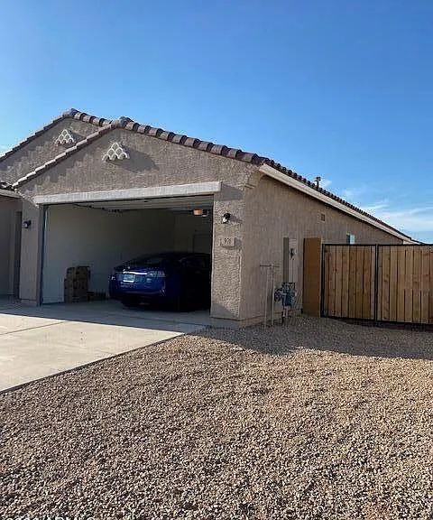 976 E White Wing Dr — Photo 21
