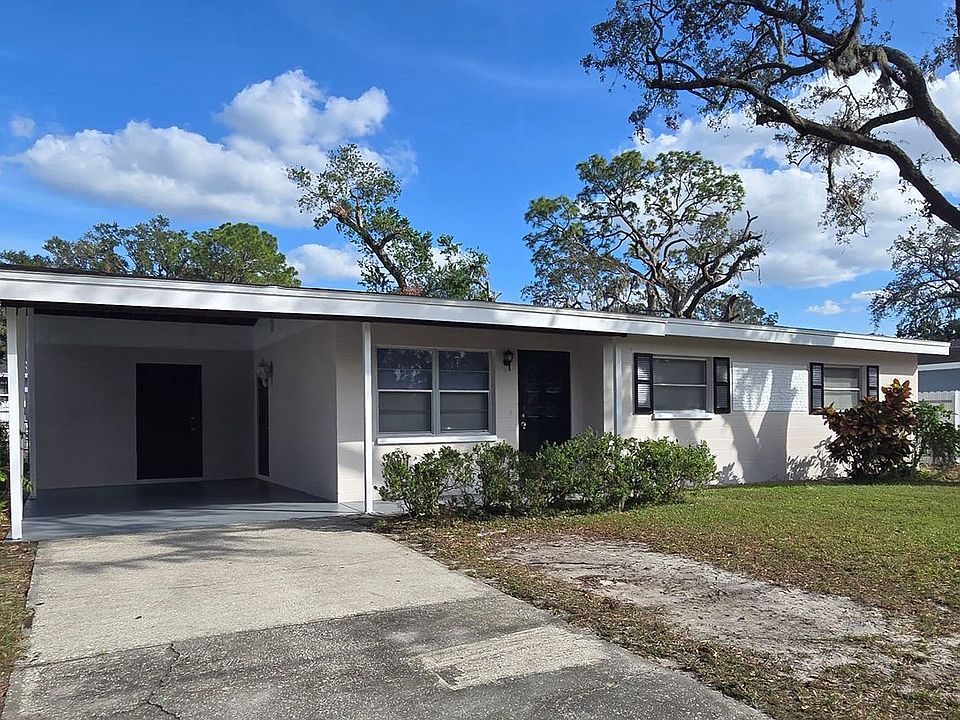 1st image of 7609 Pine Hill Dr