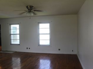 1414 W 8th St, Freeport, TX 77541
